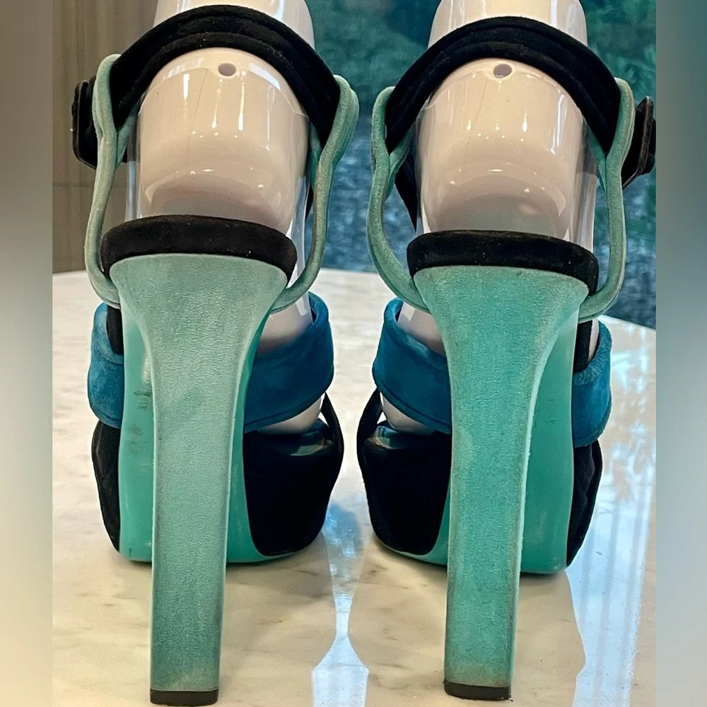 Gucci Vintage suede tricolor platform heels, buckles, sz 38, Fair - Picture 6 of 16